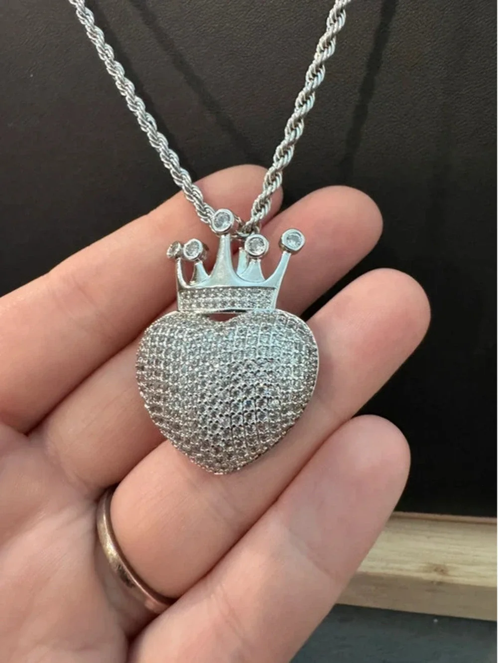 24” twisted chain with heart crown bling pendant